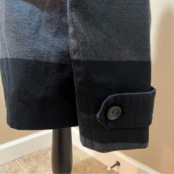 GAP Women's Black & Gray Double Breasted Casual Warm Feminine Peacoat Size L - Picture 9 of 12